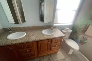 10379 W Tonopah Dr, Peoria, AZ 85382 - Photo 30