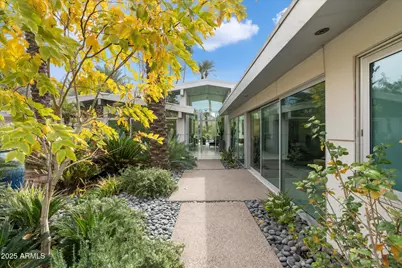 8517 N 48th Place, Paradise Valley, AZ 85253 - Photo 6