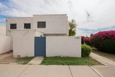 5201 N 42nd Parkway N, Phoenix, AZ 85019 - Photo 1