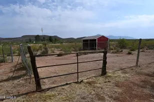 653 E Border Rd, Bisbee, AZ 85603 - Photo 26