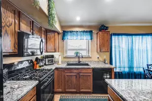 41919 W Frost Dr, Maricopa, AZ 85138 - Photo 18