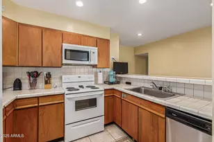 2710 E Amelia Ave, Phoenix, AZ 85016 - Photo 12