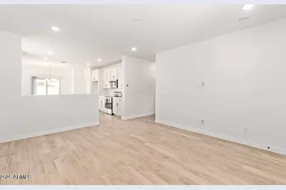 8635 N 169th Drive, Waddell, AZ 85355 - Photo 6