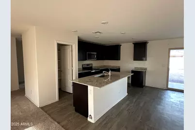 3830 N Kalispell Court, Casa Grande, AZ 85122 - Photo 4