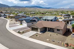 440 Skyline Blvd, Clarkdale, AZ 86324 - Photo 2