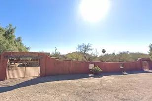 6015 E Valley Way, Cave Creek, AZ 85331 - Photo 1