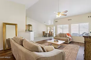 1648 E Desert Ln, Phoenix, AZ 85042 - Photo 6