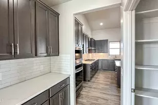 6934 E Vaquero Circle, Hereford, AZ 85615 - Photo 6