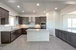 6953 E Vaquero Circle, Hereford, AZ 85615 - Photo 8