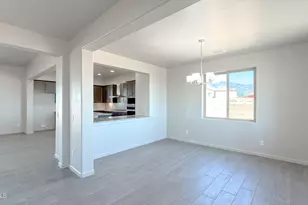 6953 E Vaquero Circle, Hereford, AZ 85615 - Photo 4