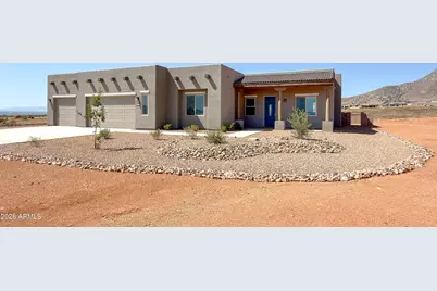 6953 E Vaquero Circle #Lot 251, Hereford, AZ 85615 - Photo 2