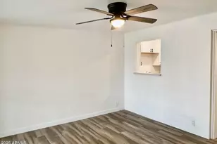 3331 E Oak St, Phoenix, AZ 85008 - Photo 6