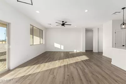 35504 W Jefferson Street, Tonopah, AZ 85354 - Photo 6