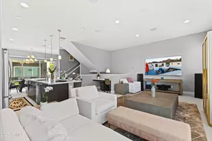 1717 E Morten Ave, Phoenix, AZ 85020 - Photo 8