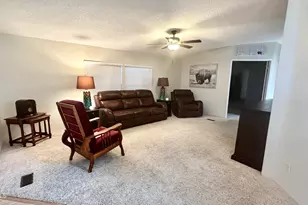 834 S Meridian Rd, Apache Junction, AZ 85120 - Photo 28