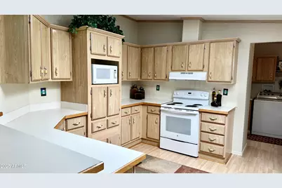 834 S Meridian Road #76, Apache Junction, AZ 85120 - Photo 34