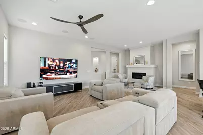 472 E Bracciano Avenue, San Tan Valley, AZ 85140 - Photo 26