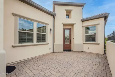 472 E Bracciano Avenue, San Tan Valley, AZ 85140 - Photo 6