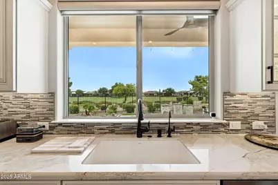 472 E Bracciano Avenue, San Tan Valley, AZ 85140 - Photo 12