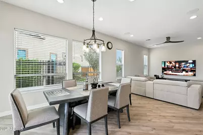 472 E Bracciano Avenue, San Tan Valley, AZ 85140 - Photo 14