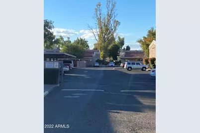 1976 N Lemon Tree Lane #8, Chandler, AZ 85224 - Photo 4