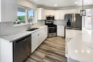 413 S Lake Mirage Dr, Gilbert, AZ 85233 - Photo 18