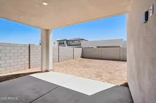 7957 W Griswold Rd, Peoria, AZ 85345 - Photo 40