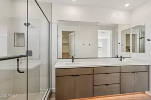 7957 W Griswold Rd, Peoria, AZ 85345 - Photo 28