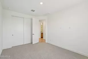 7957 W Griswold Rd, Peoria, AZ 85345 - Photo 36