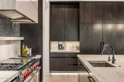 7044 E Cheney Drive, Paradise Valley, AZ 85253 - Photo 10