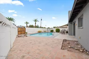 1102 E Redondo Cir, Tempe, AZ 85282 - Photo 26