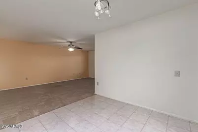 15462 N Lakeforest Drive, Sun City, AZ 85351 - Photo 14