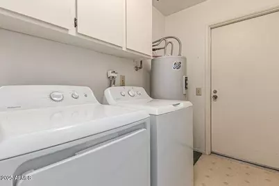 15462 N Lakeforest Drive, Sun City, AZ 85351 - Photo 52