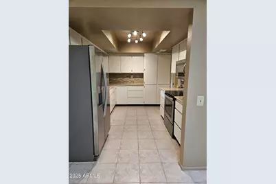 15462 N Lakeforest Drive, Sun City, AZ 85351 - Photo 20