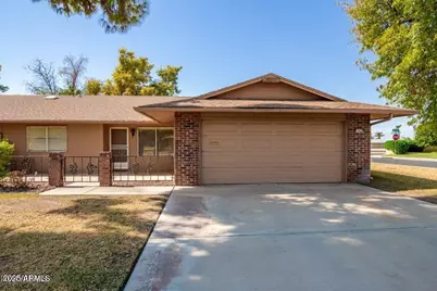 15462 N Lakeforest Drive, Sun City, AZ 85351 - Photo 1