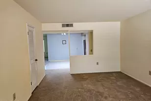 15462 N Lakeforest Dr, Sun City, AZ 85351 - Photo 4