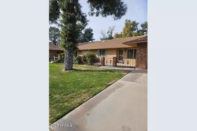 15462 N Lakeforest Drive, Sun City, AZ 85351 - Photo 2