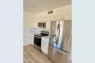 14202 N Lakeforest Drive, Sun City, AZ 85351 - Photo 16