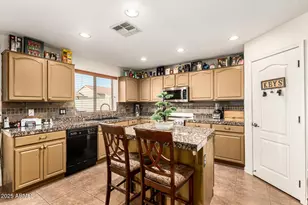 25036 W Vista Norte St, Buckeye, AZ 85326 - Photo 12