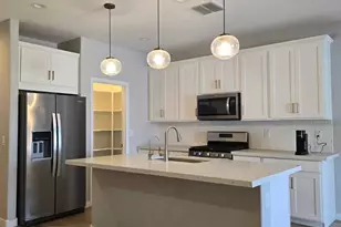 10968 W Baden St, Avondale, AZ 85323 - Photo 2