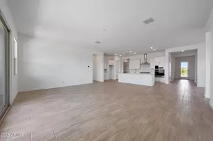 263 W Flax Dr, Queen Creek, AZ 85140 - Photo 2