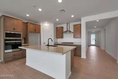 779 W Riparian Drive, San Tan Valley, AZ 85140 - Photo 2