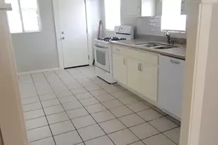 313 N 47th St, Phoenix, AZ 85008 - Photo 8