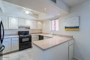 12212 N Paradise Vlg Pkwy S, Phoenix, AZ 85032 - Photo 6