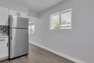 3116 N 39th St, Phoenix, AZ 85018 - Photo 10