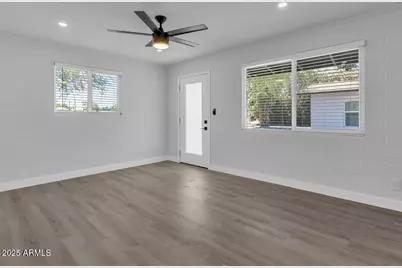 3116 N 39th Street, Phoenix, AZ 85018 - Photo 6
