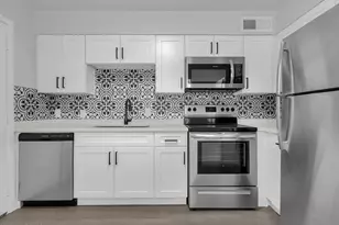 3116 N 39th St, Phoenix, AZ 85018 - Photo 12