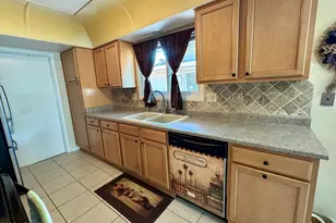 10520 W Campana Dr, Sun City, AZ 85351 - Photo 16