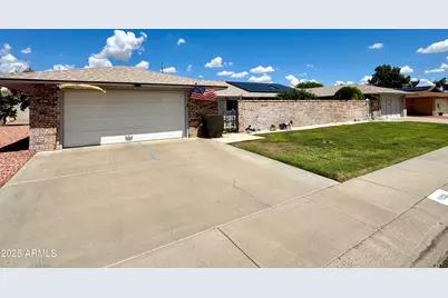 10520 W Campana Drive, Sun City, AZ 85351 - Photo 1