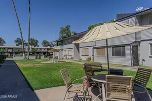 2551 W Rose Ln, Phoenix, AZ 85017 - Photo 16